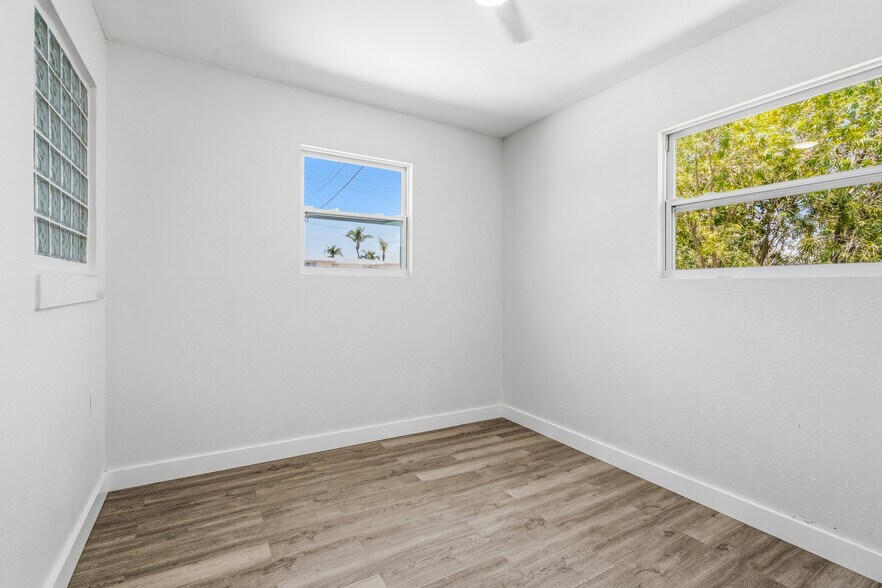 More Photos Of 662 Granada St, Fort Pierce Apartments For Sale