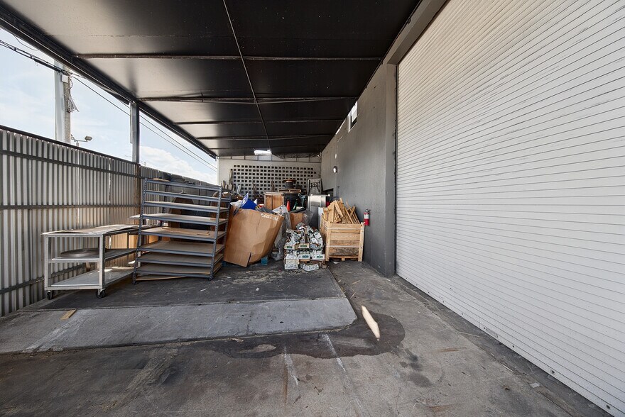 More Photos Of 936-940 NW 1st St, Fort Lauderdale Warehouse For Sale