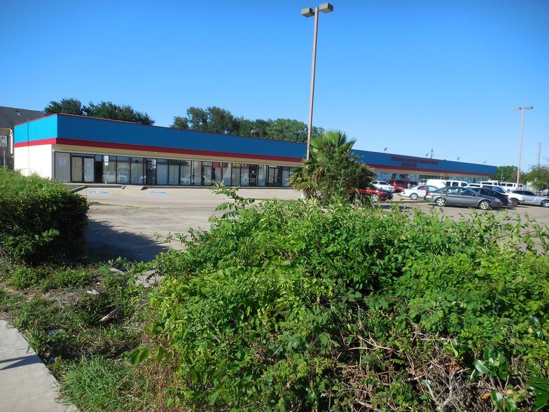 More Photos Of 6570 W Bellfort St, Houston Daycare Center For Sale