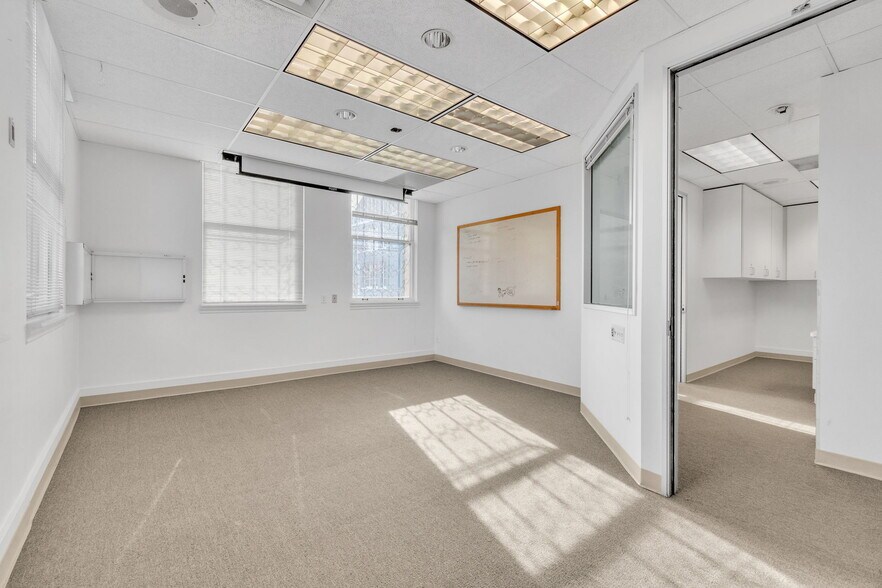 More Photos Of 400 29th St, Oakland Medical For Lease