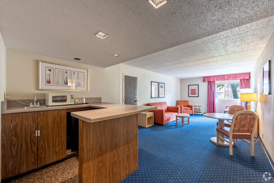 More Photos Of 101 Sky Harbour Dr, La Crosse Hotel For Sale