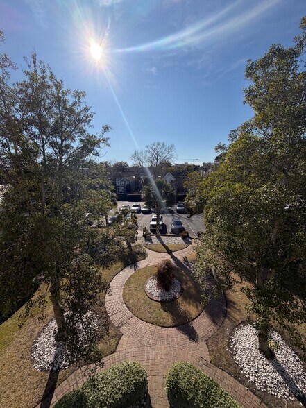 More Photos Of 635 E Bay St, Charleston Office Residential For Lease