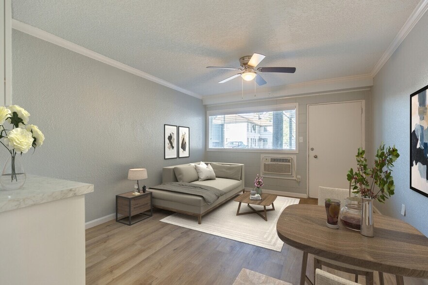 More Photos Of 218 W Hill Ave, Valdosta Apartments For Sale