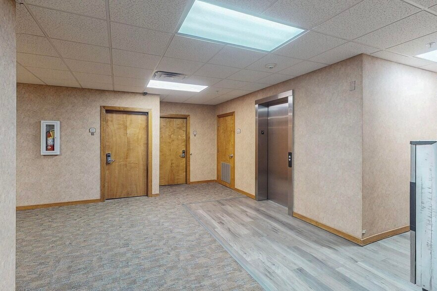 More Photos Of 5646 Paisano Dr, El Paso Hotel For Sale