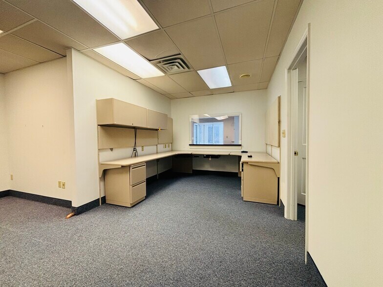 More Photos Of 789 Main St, Great Barrington Medical For Sale