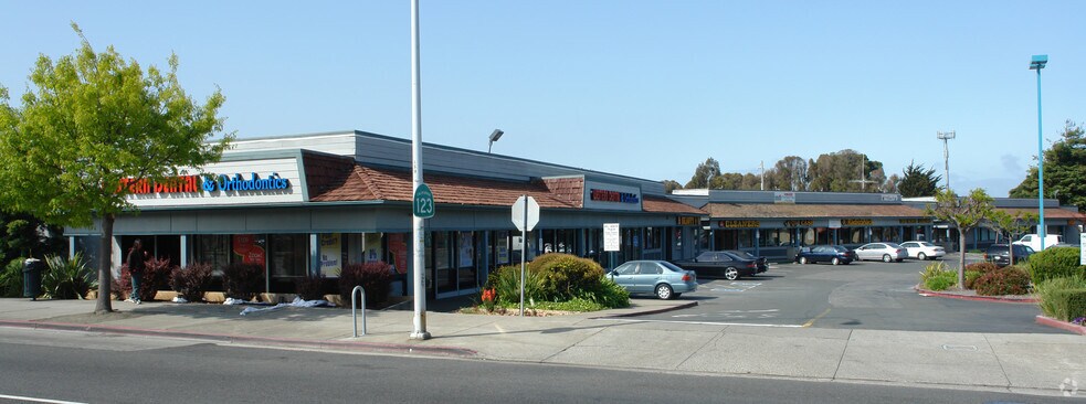 More Photos Of 11299 San Pablo Ave, El Cerrito Freestanding For Lease