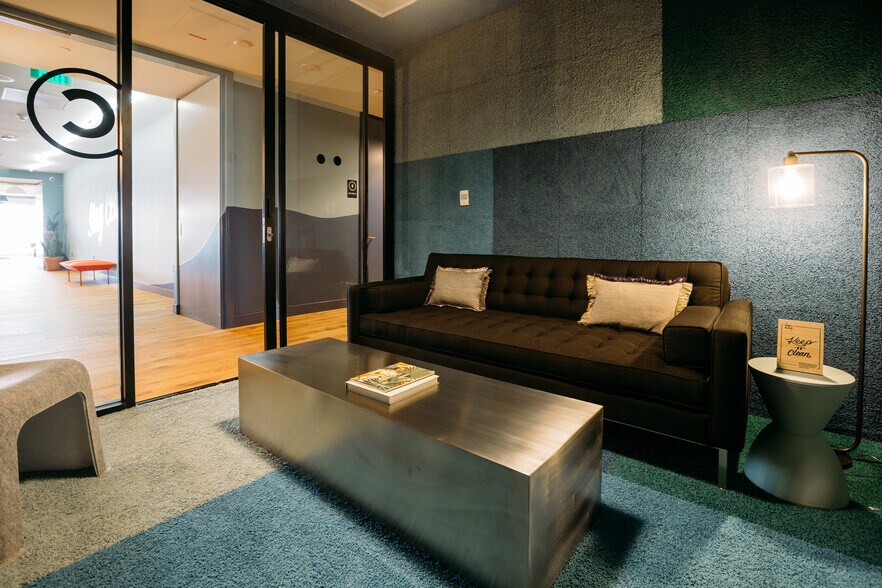 More Photos Of 600 B St, San Diego Coworking Space