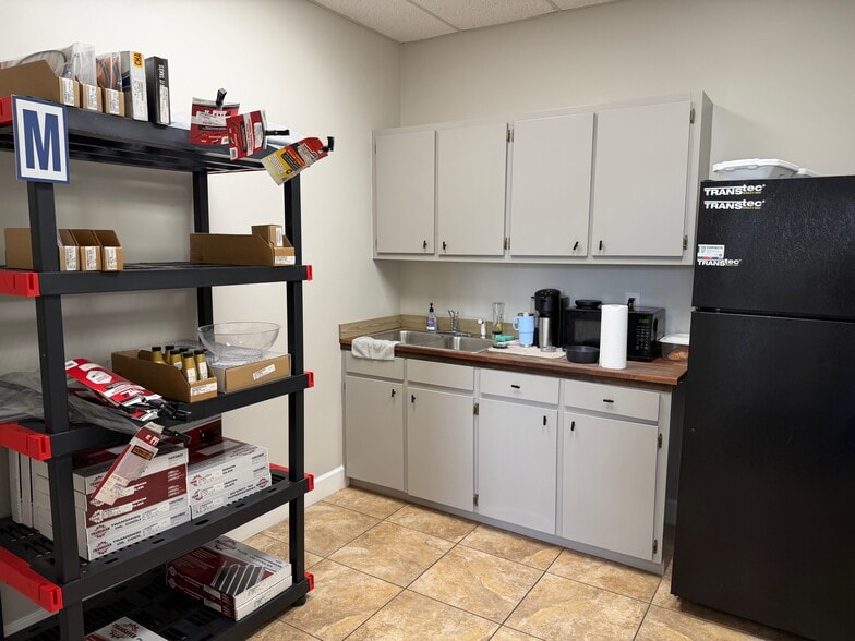 More Photos Of 6255 Rangeline Rd, Theodore Warehouse For Sale