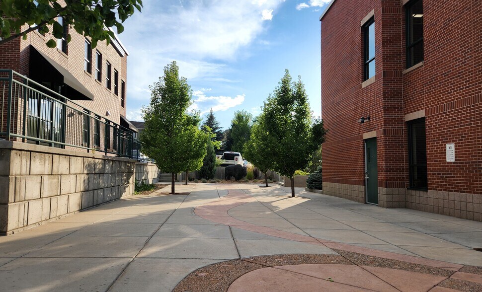 More Photos Of 13825 W 85th Dr, Arvada Unknown For Lease