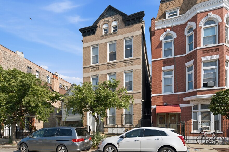 More Photos Of 1334 W 18th Pl, Chicago Apartments For Sale