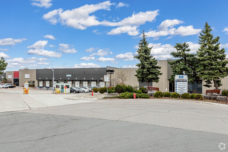 More Photos Of 105-110 Iron St, Toronto Warehouse For Lease