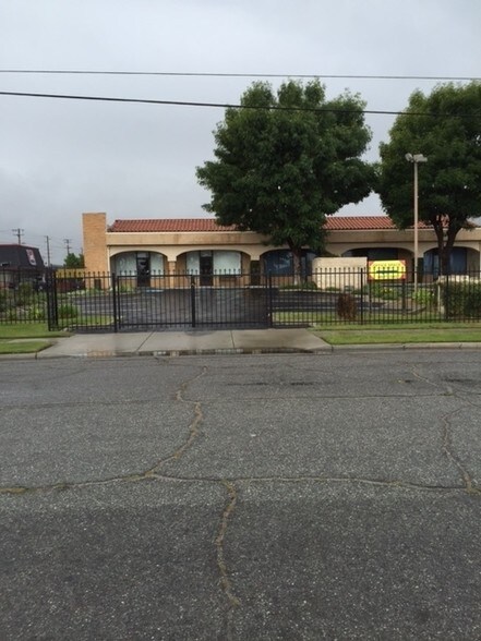 More Photos Of 460 S Stoddard Ave, San Bernardino Office For Sale