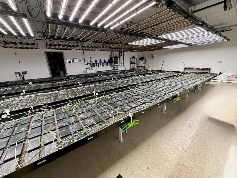 More Photos Of 2277 Thunderstick Dr, Lexington Medical For Lease