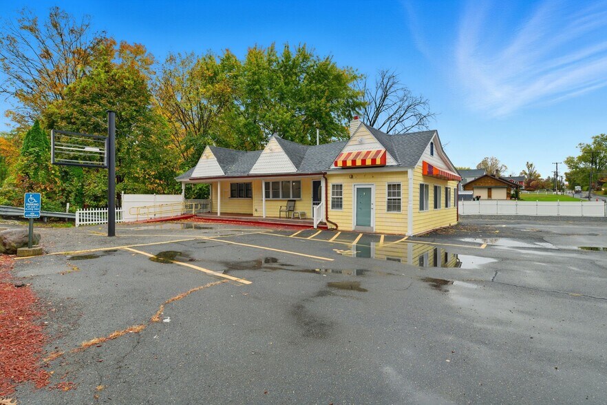 Primary Photo Of 1508 Main St, Agawam Restaurant For Sale