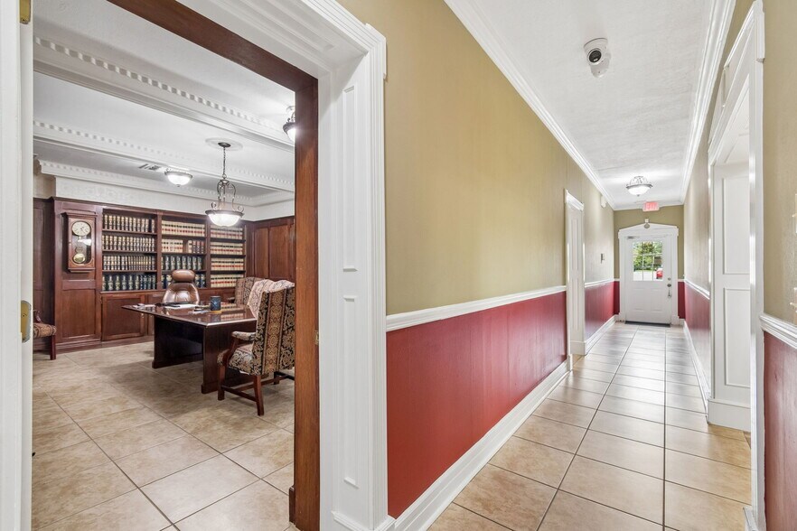 More Photos Of 5701 Main St, New Port Richey Medical For Sale