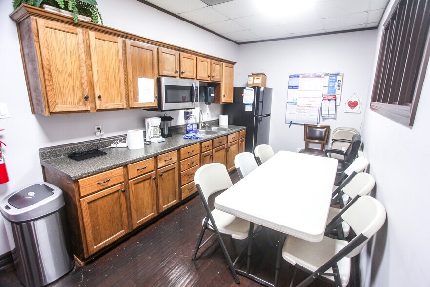 More Photos Of 19740 Interstate 45, Spring Healthcare For Lease