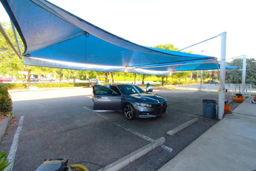 More Photos Of 8881 Pembroke Rd, Pembroke Pines Service Station For Sale