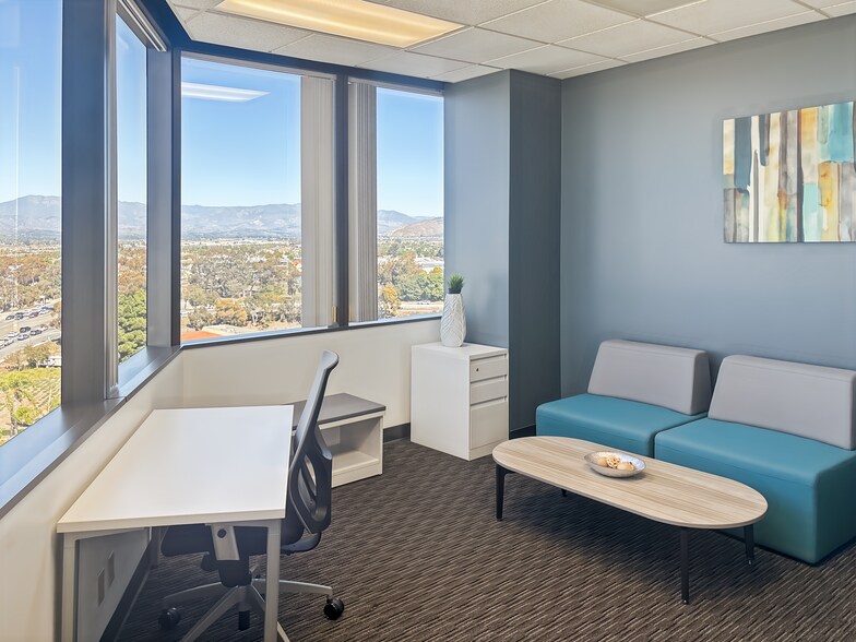 More Photos Of 300 East Esplanade Dr, Oxnard Coworking Space