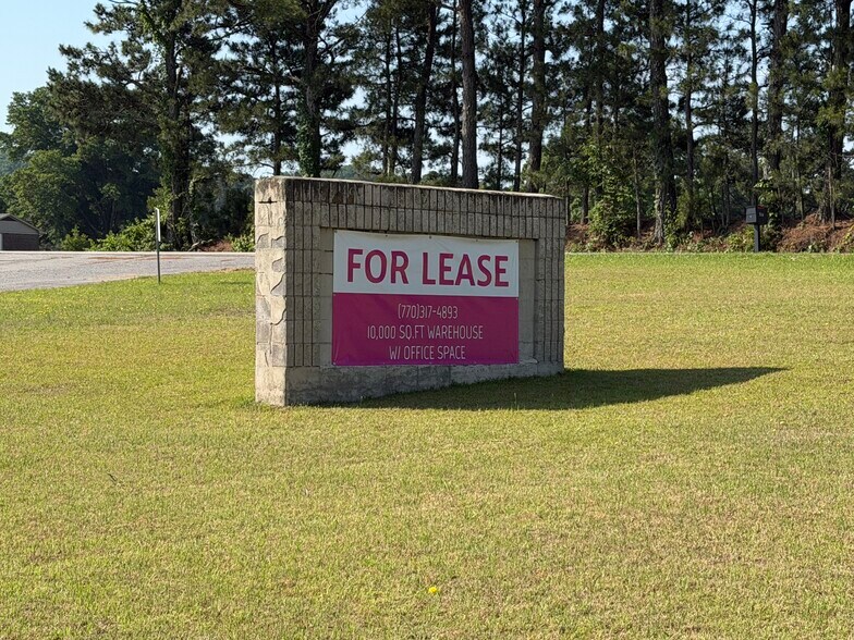 More Photos Of 524 Golf Course Rd, Tallapoosa Warehouse For Lease