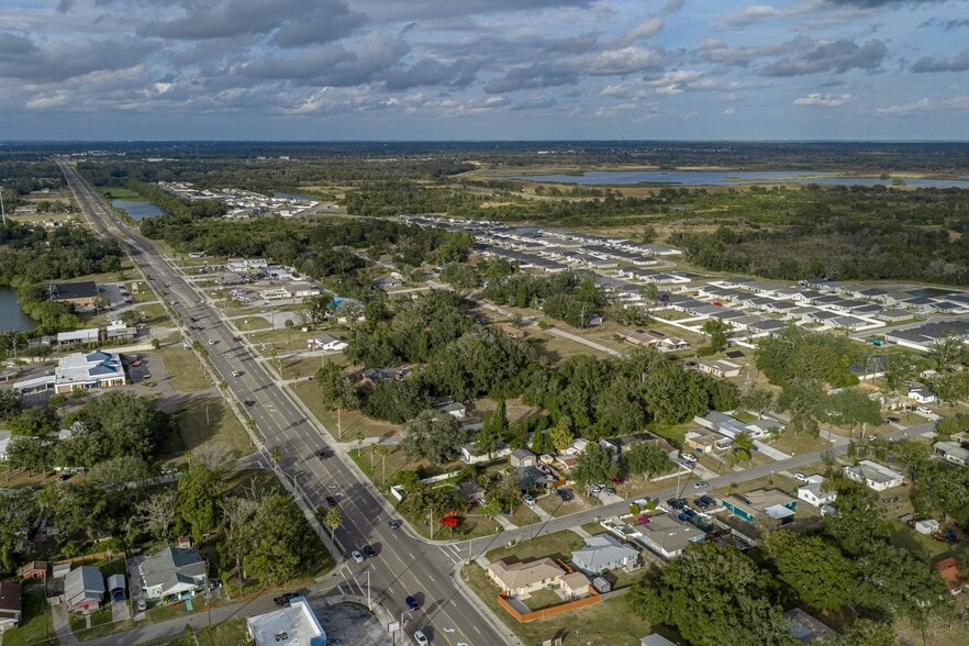 More Photos Of 100 NE 10th Ter, Mulberry Multifamily For Sale