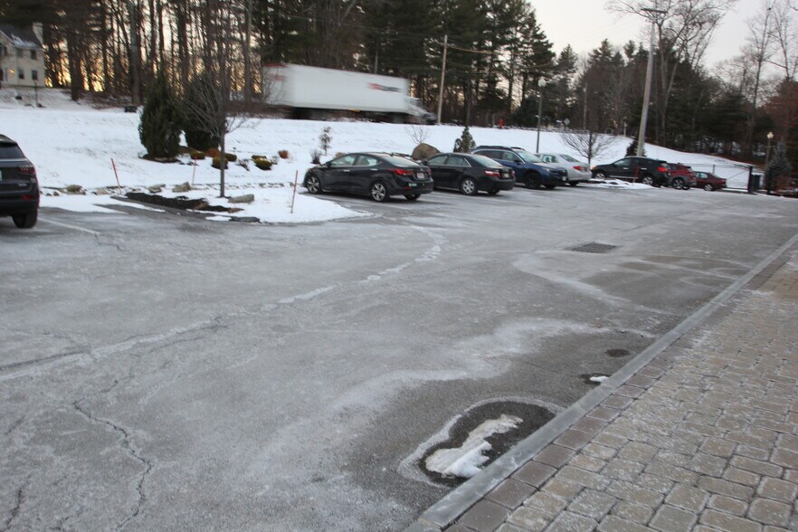 More Photos Of 2302 Turnpike St, North Andover General Retail For Lease