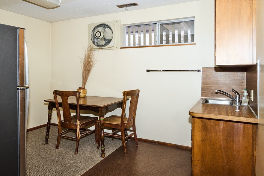 More Photos Of 150 E 200 N, Logan Medical For Sale