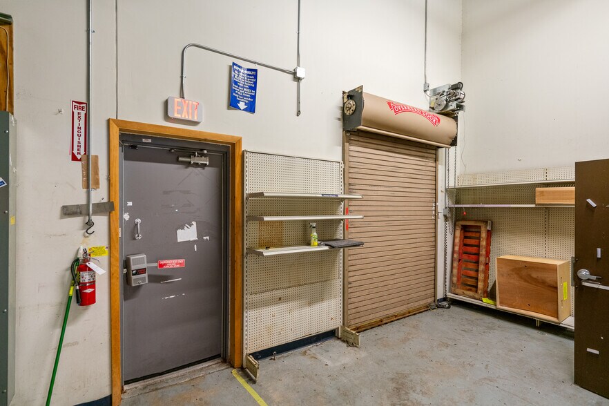 More Photos Of 195 M 66 N, Charlevoix Drugstore For Sale