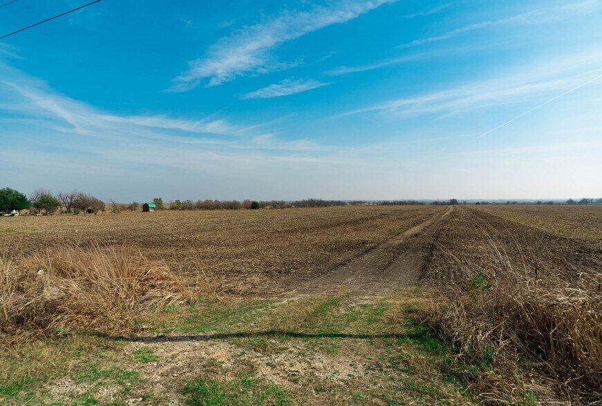 More Photos Of 18402 Manda Carlson rd, Coupland Land For Sale