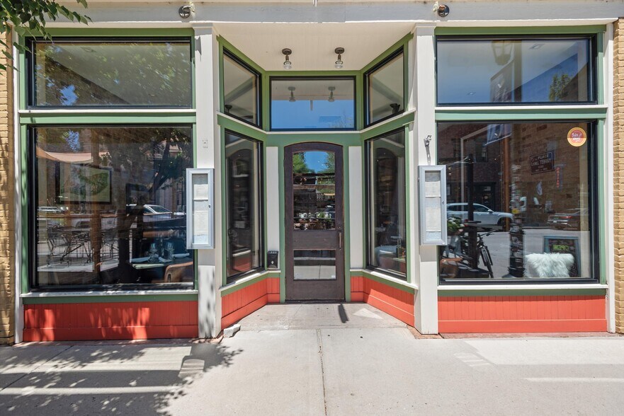 More Photos Of 335 Main St, Carbondale General Retail For Sale