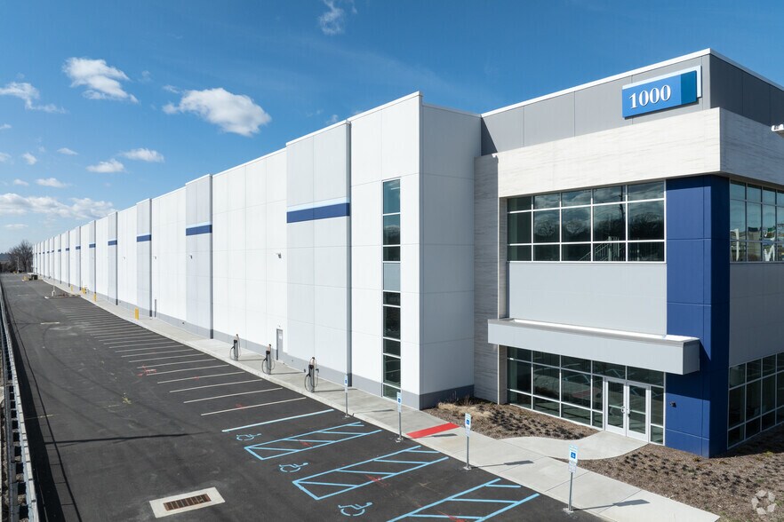 Primary Photo Of 1098 US-46, Ridgefield Warehouse For Lease