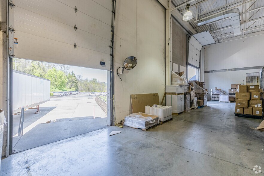 More Photos Of 701 Technology Dr, Canonsburg Office For Lease