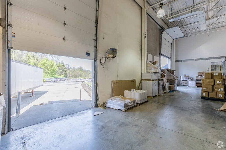 More Photos Of 701 Technology Dr, Canonsburg Office For Lease