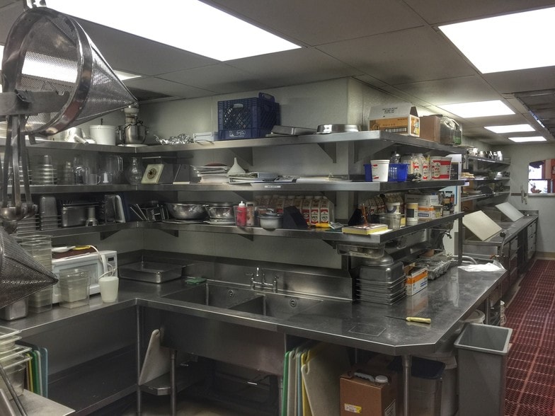 More Photos Of 1599 Esmeralda Ave, Minden Restaurant For Lease