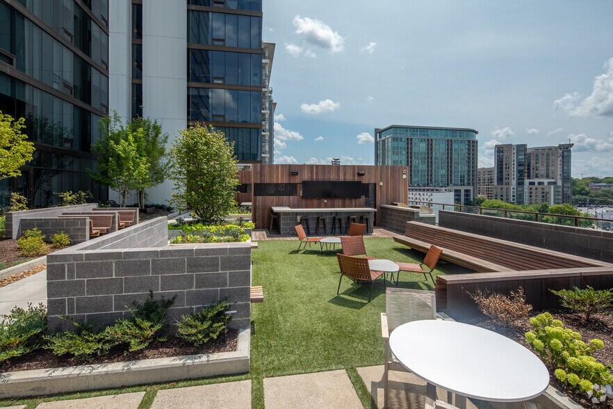 More Photos Of 800 19th Ave South, Nashville Coworking Space