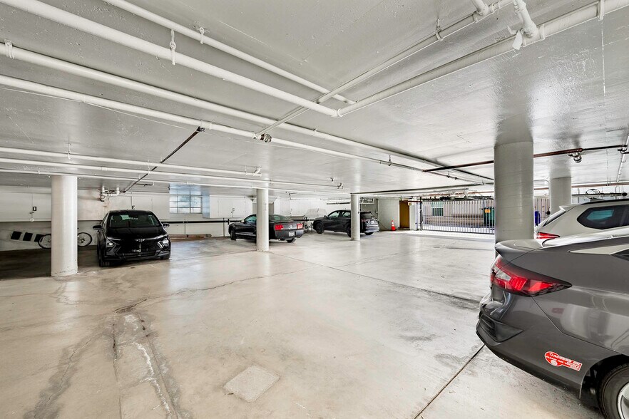 More Photos Of 222 Granada Ave, Long Beach Apartments For Sale