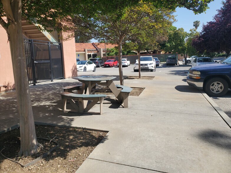 More Photos Of 6910 Santa Teresa Blvd, San Jose Office For Sale