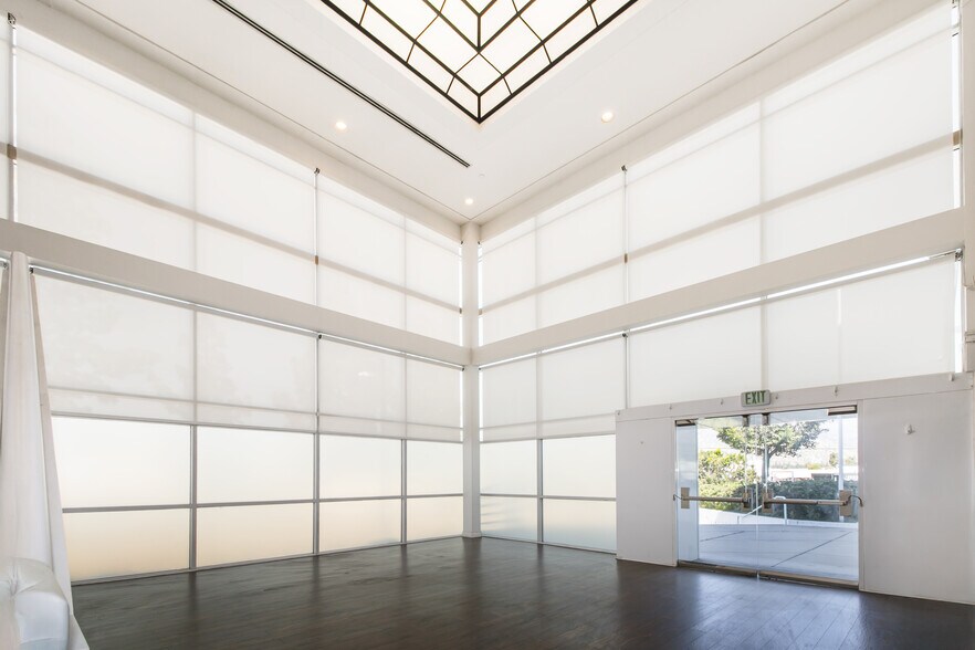 More Photos Of 1151 W 5th St, Azusa Medical For Sale