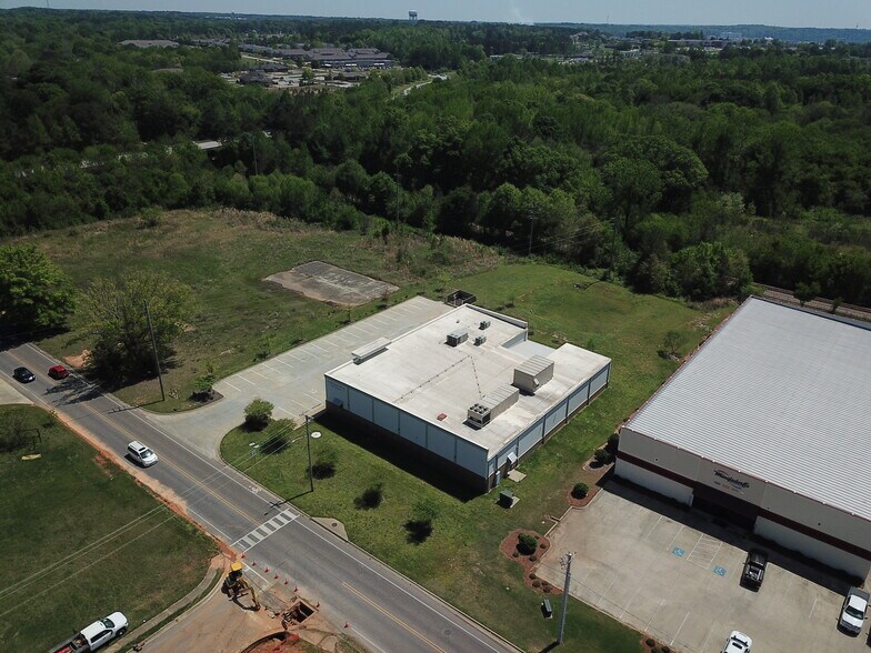 More Photos Of 2195 1st Ave, Opelika Office For Sale