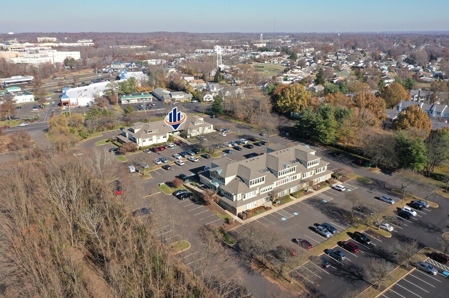 More Photos Of 333 N Oxford Valley Rd, Fairless Hills Medical For Lease