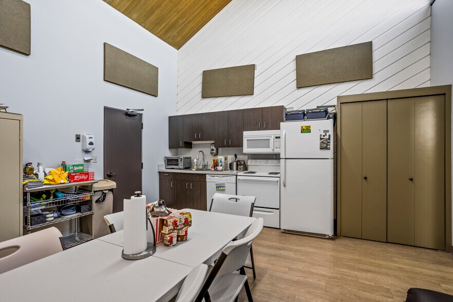 More Photos Of 7511 W Arrowhead Ave, Kennewick Office For Lease