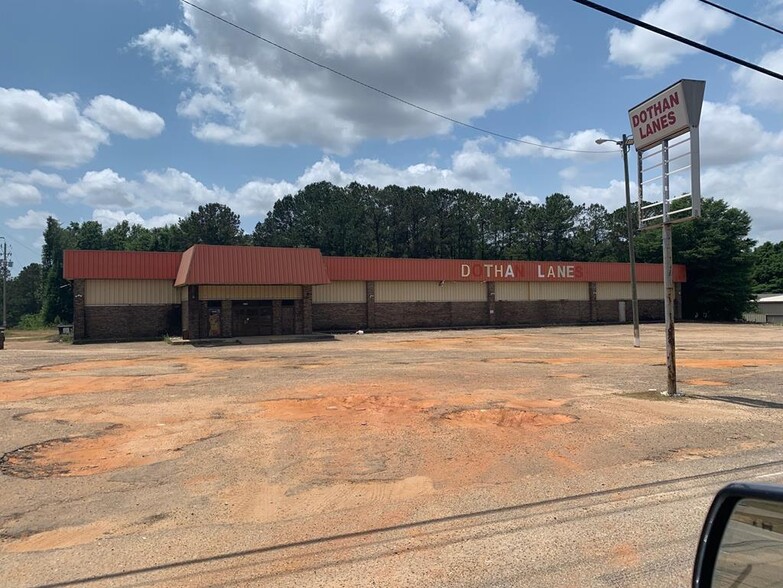 Primary Photo Of 5727 Montgomery Hwy, Dothan Bowling Alley For Sale