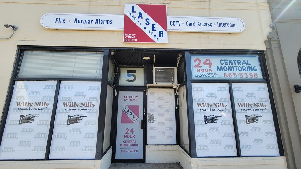 More Photos Of 5 Fifth Ave, Bay Shore Office For Lease