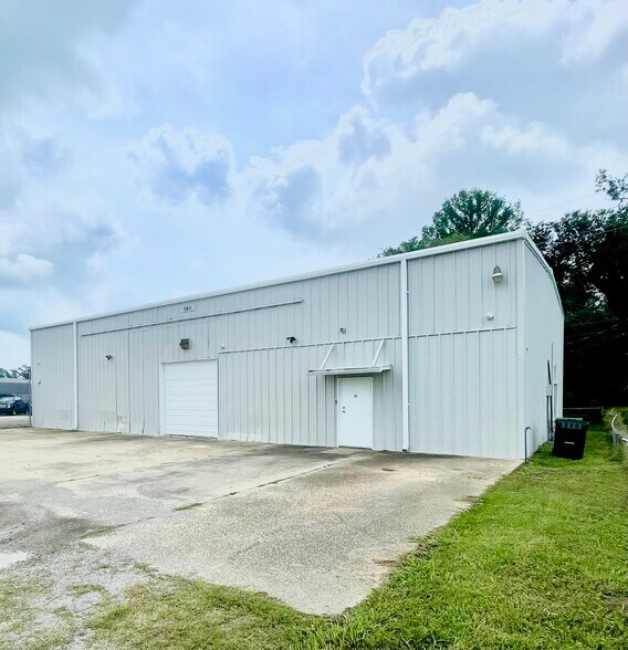 More Photos Of 160 N Hollywood Rd, Houma Loft Creative Space For Sale