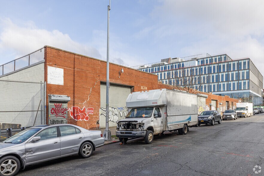 More Photos Of 1508 Herkimer St, Brooklyn Warehouse For Sale