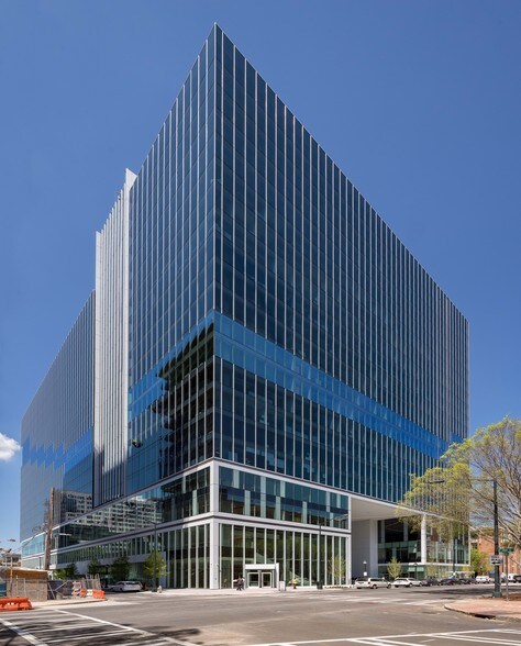 More Photos Of 756 W Peachtree St, Atlanta Office For Lease