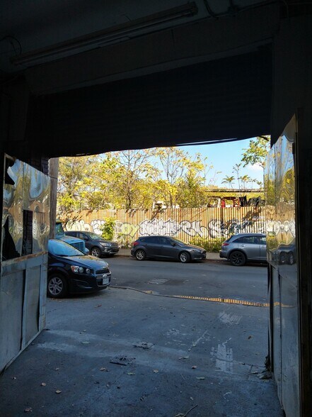 More Photos Of 314 Junius St, Brooklyn Industrial For Lease