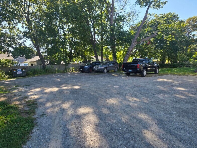 More Photos Of 4 Chestnut St, Rockland Apartments For Sale