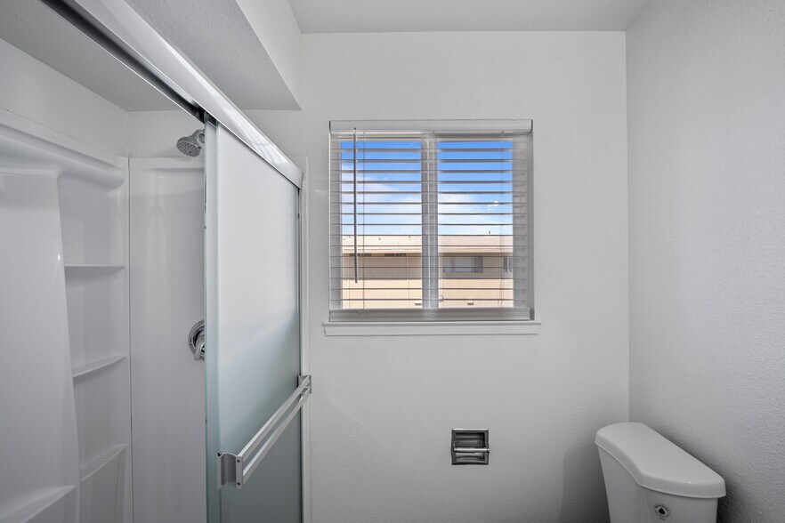 More Photos Of 116 Covena Ave, Modesto Apartments For Sale