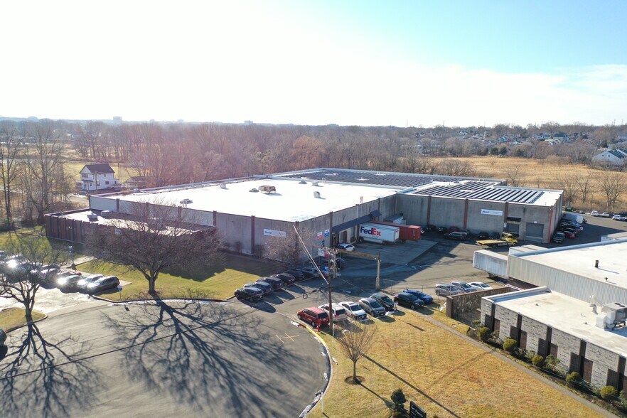 Primary Photo Of 600 Markley St, Port Reading Warehouse For Lease
