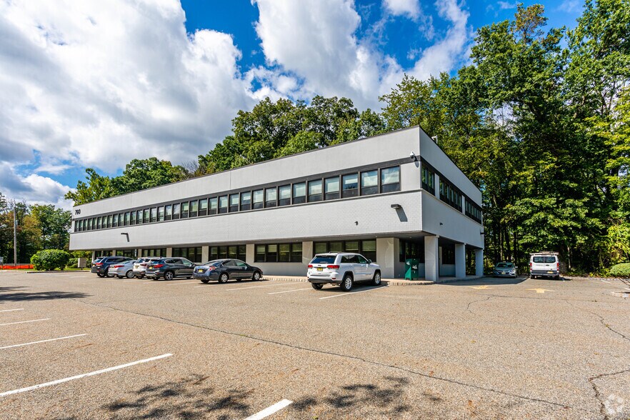 More Photos Of 760 Rt 10, Whippany Office For Lease